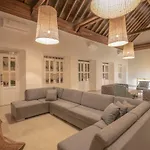 15 Bedroom Villa In The Old City
